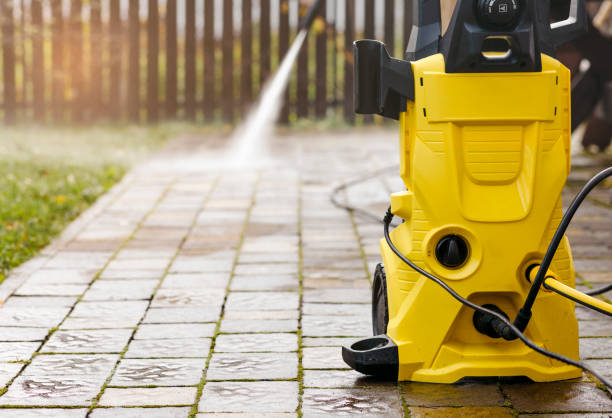 Best Sidewalk and Walkway Cleaning  in Rockdale, TX